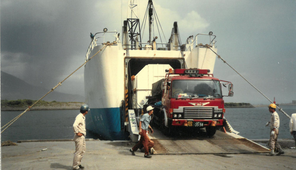 冷蔵除湿倉庫の操業を開始
